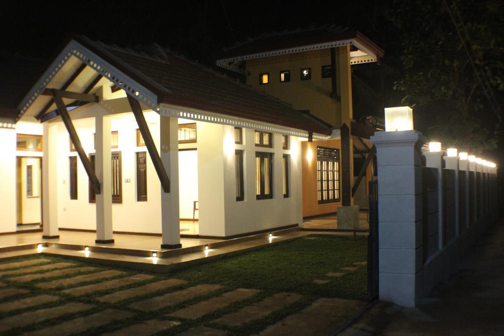 Sayo Villa Kochchikade Bagian luar foto